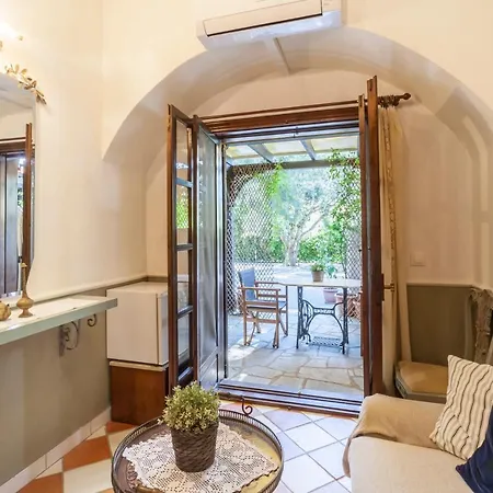 Casa de hóspedes Alterra Néos Marmarás