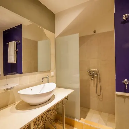 Casa de hóspedes Alterra 3*