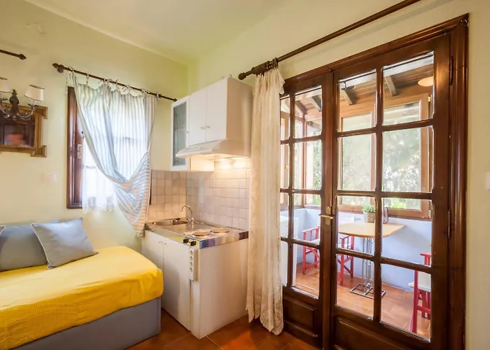 Alterra 3* נאוס מרמרס