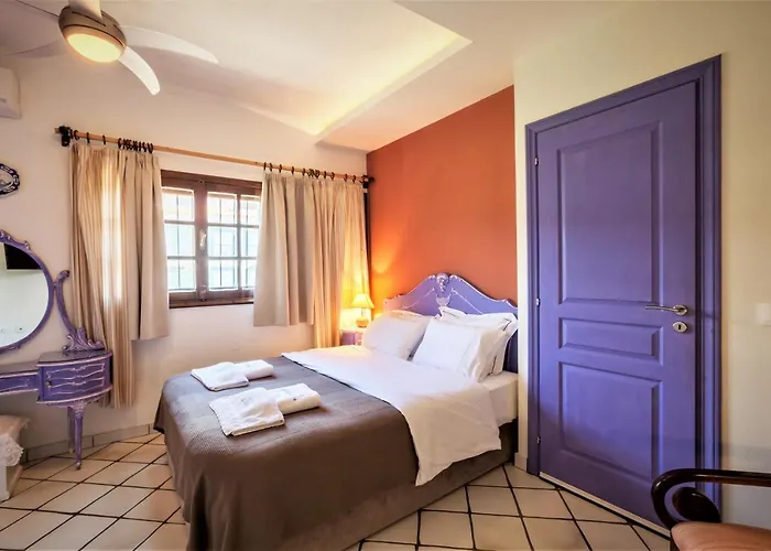 Alterra בית הארחה 3*