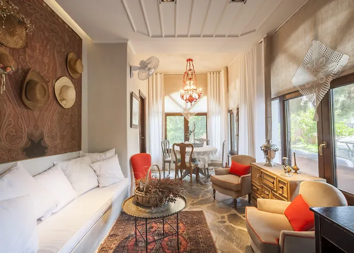 Alterra בית הארחה 3*