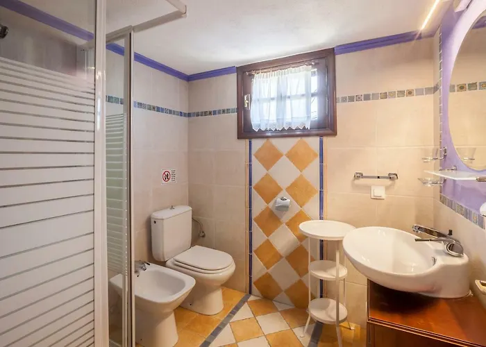 בית הארחה Alterra נאוס מרמרס