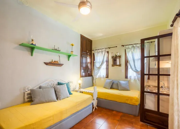 Alterra 3* נאוס מרמרס